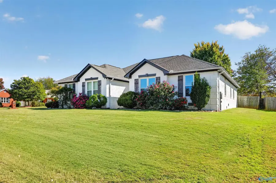 107 Tumbleweed Drive, Madison, AL 35758 - #3