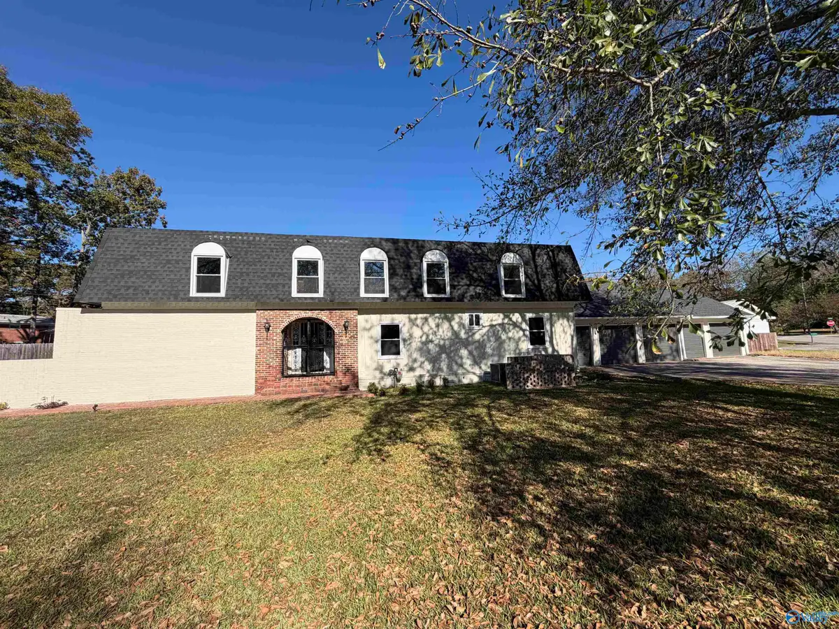 422 Crescent Drive, Hartselle, AL 35640 - #1