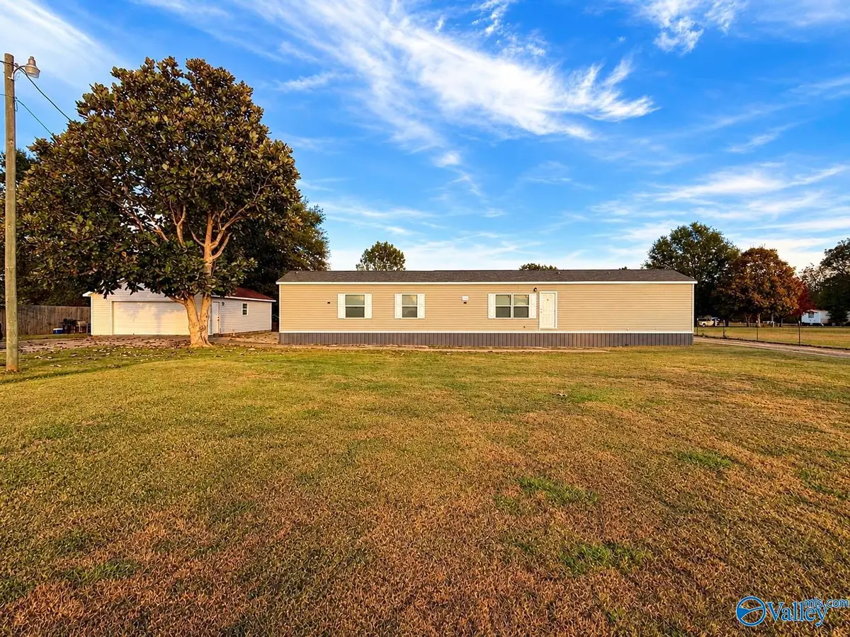 1484 County Road 183, Moulton, AL 35650 - #1