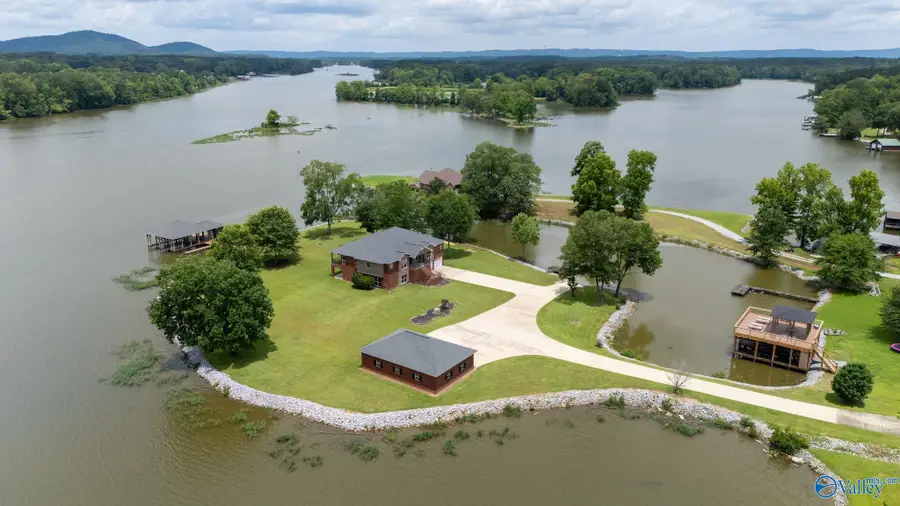 812 East Haven, Glencoe, AL 35905 - #3