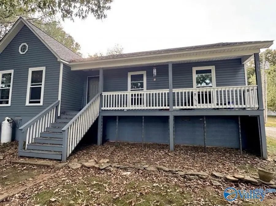 196 College Street, New Market, AL 35761 - #2