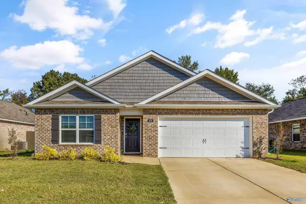 406 Jackson Point Circle, Huntsville, AL 35811