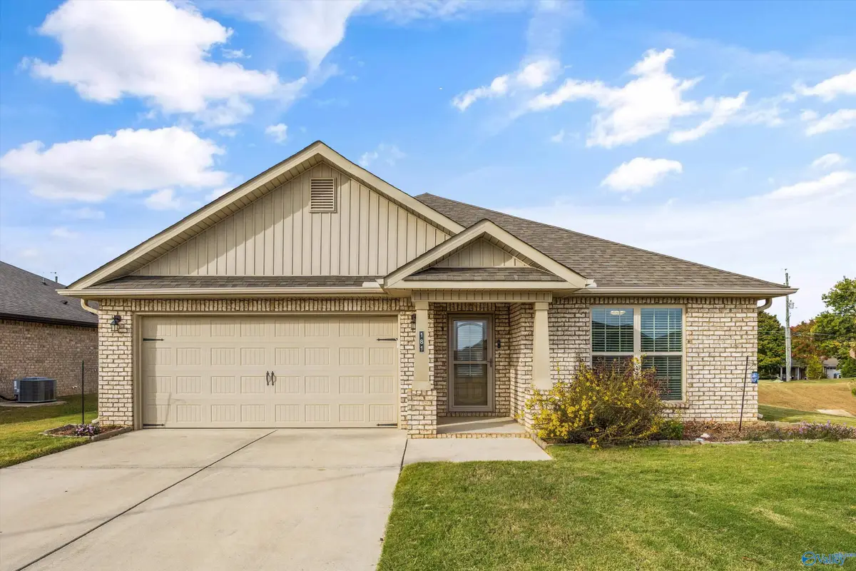 181 Cherry Laurel Drive, Hazel Green, AL 35759 - #1