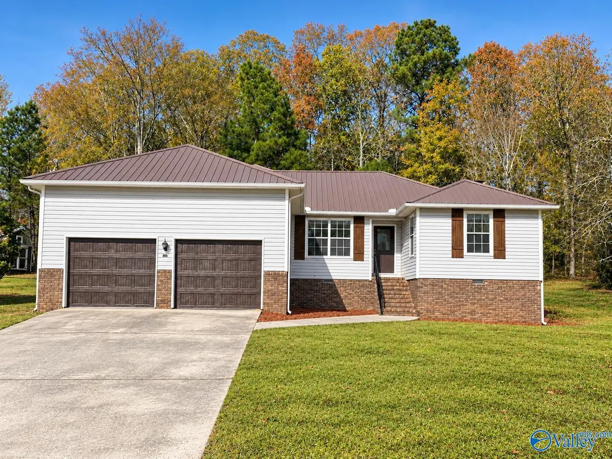 1028. Lakeview Lane, Arab, AL 35016 - #1