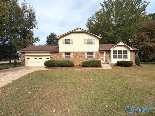 2501 Guenevere Avenue Se, Huntsville, AL 35803