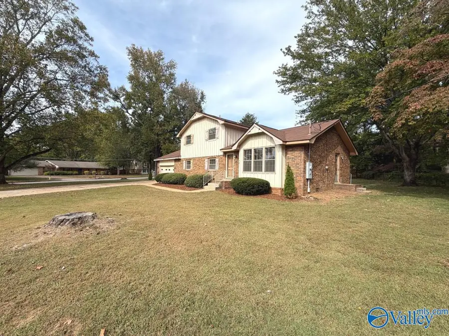 2501 Guenevere Avenue Se, Huntsville, AL 35803 - #2