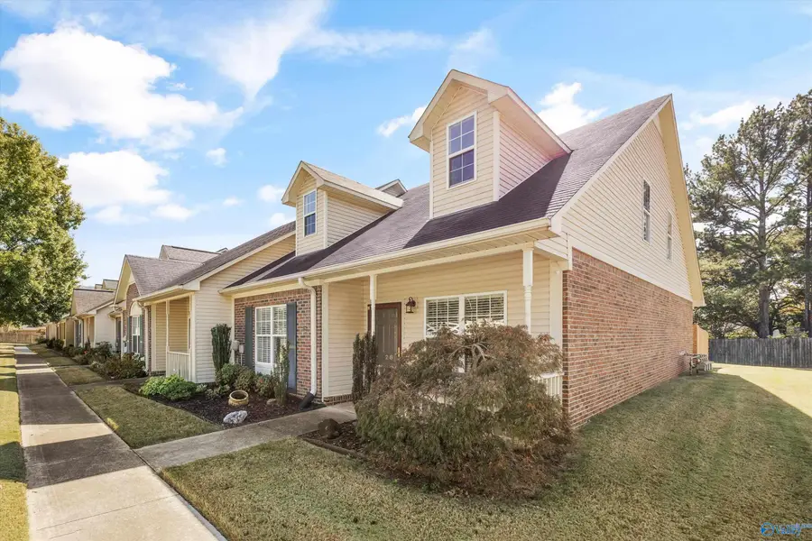 726 Hobbs Road, Huntsville, AL 35803 - #2