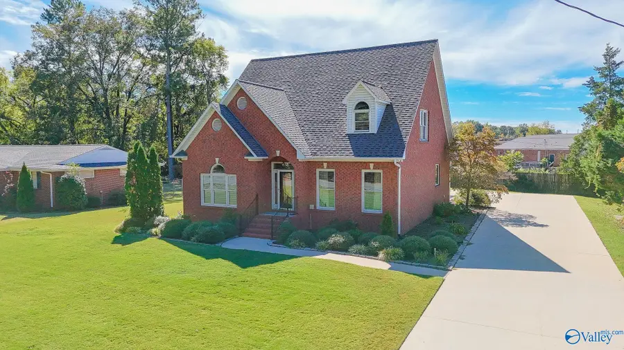 1903 Country Club Road, Decatur, AL 35601 - #2