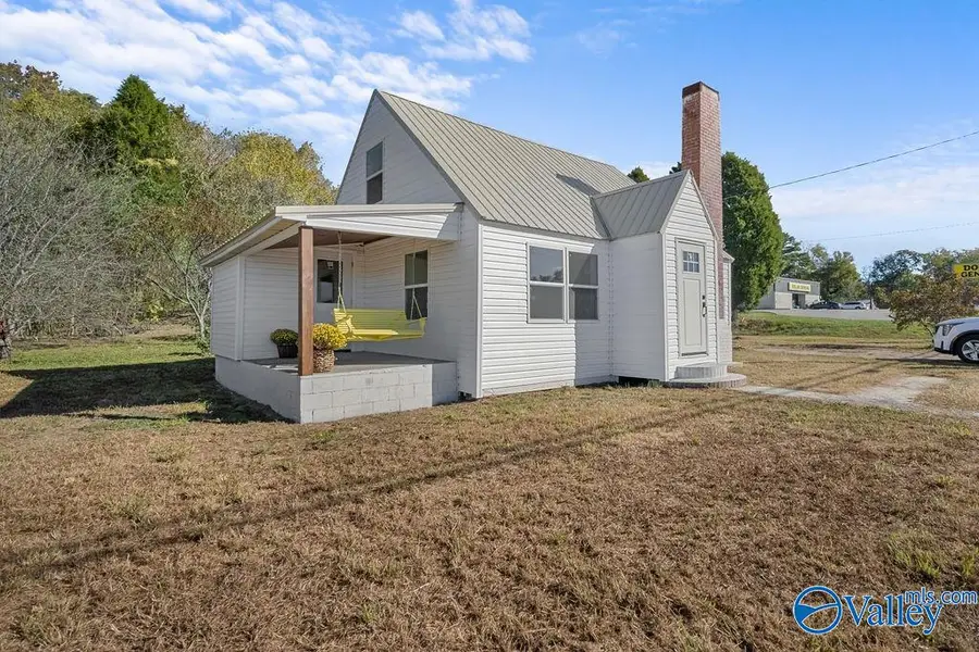 805 Main Street, Ragland, AL 35131 - #2
