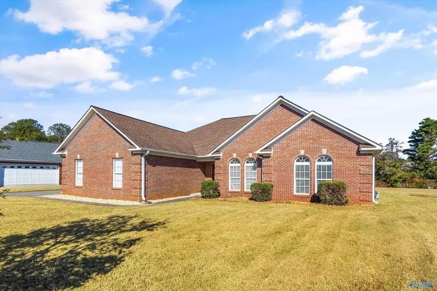 177 Timber Oak Road, Huntsville, AL 35806 - #2