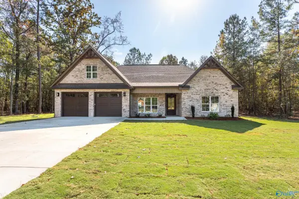 235 Indian Lake Drive, RAINBOW CITY, AL 35906