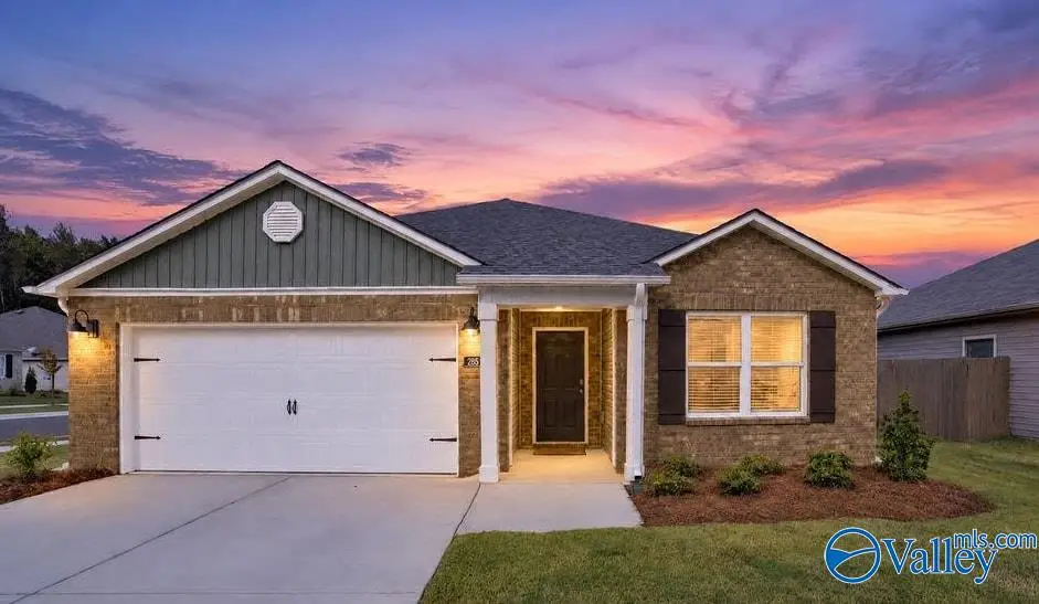 285 Ashland Drive, Hanceville, AL 35077 - #1