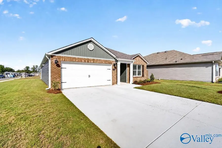 285 Ashland Drive, Hanceville, AL 35077 - #3