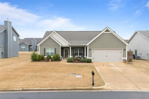 2705 Heather Place, Opelika, AL 36804