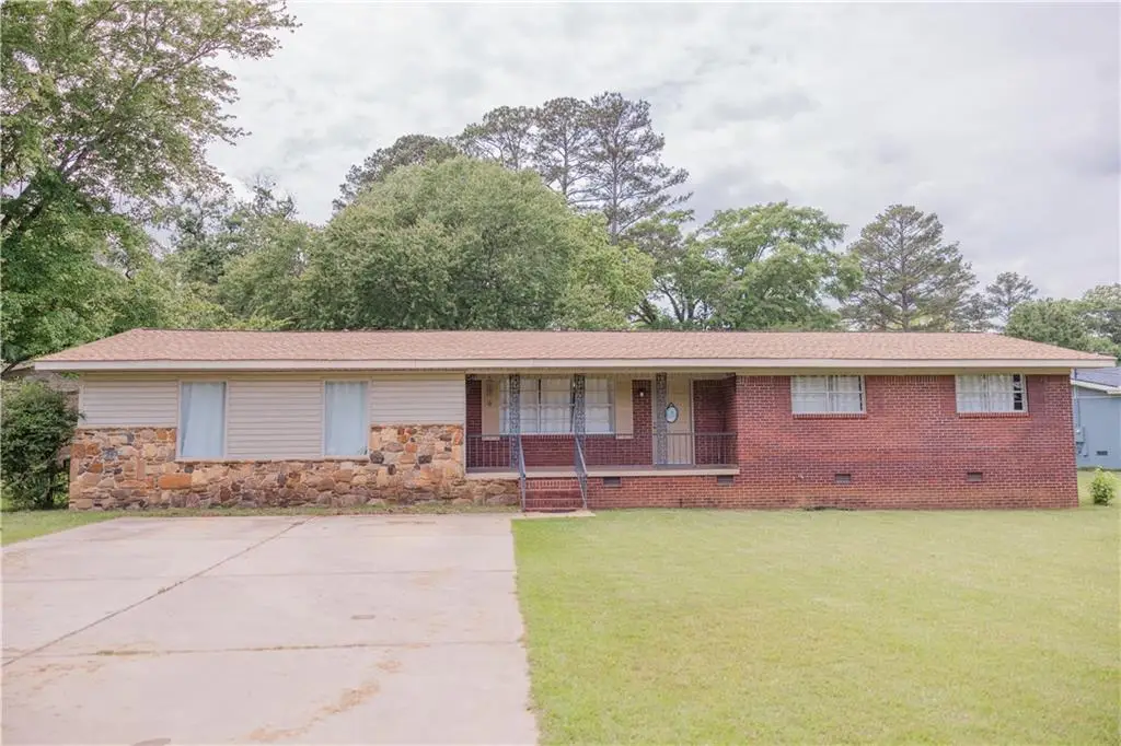 2401 11th Avenue, Valley, AL 36854 - Image #1