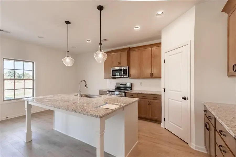 18 Heartland Boulevard, Fort Mitchell, AL 36856 - Image #3