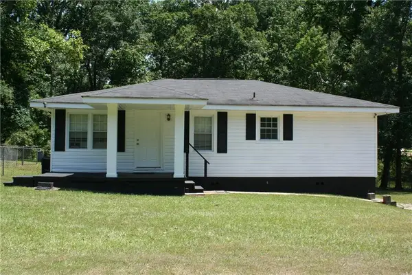 3735 S Seale Road, Phenix City, AL 36869