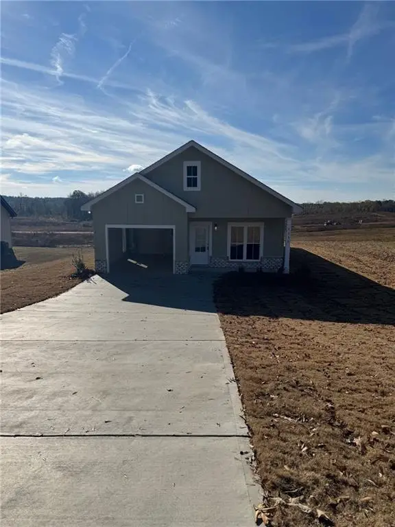 1246 30th St, Valley, AL 36854