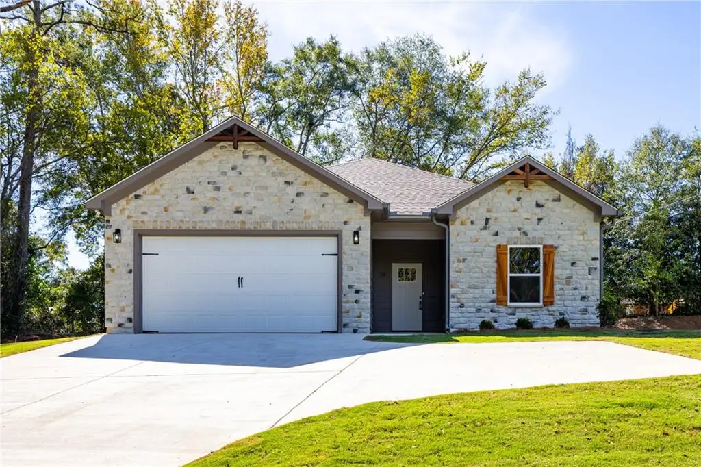 26 Wiggins Lane, Phenix City, AL 36869 - Image #1