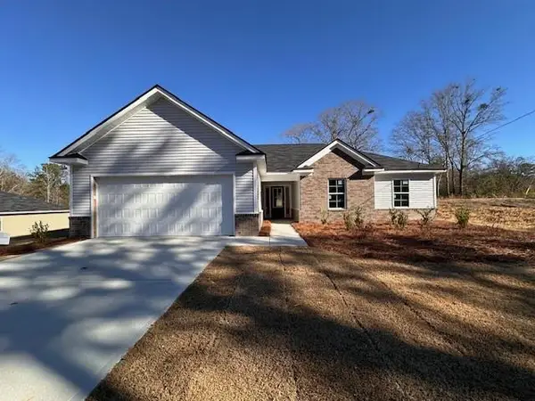 62 Lee Road 237, Smiths Station, AL 36877