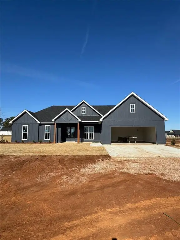 1111 Clara Dr E, Valley, AL 36854 - Image #1