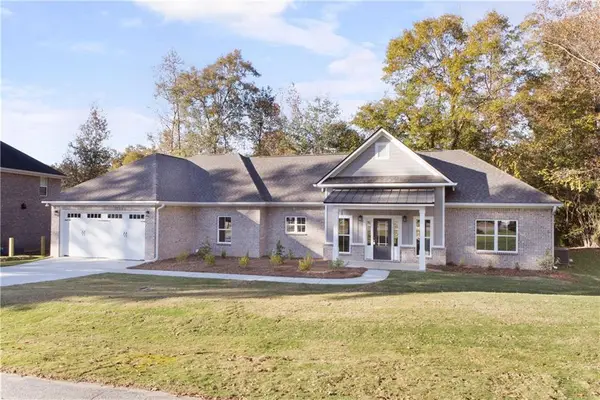 84 Lee Road 451, Phenix City, AL 36870