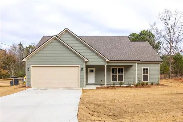 163 Lee Rd 2151 Road, Valley, AL 36854