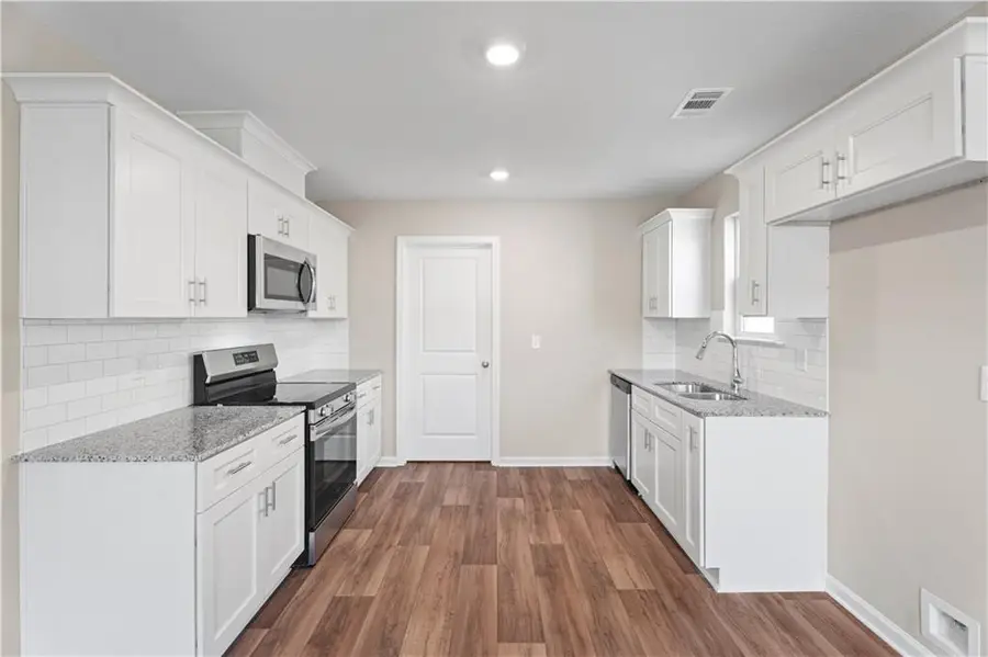 4 Summertide Drive, Phenix City, AL 36869 - Image #2