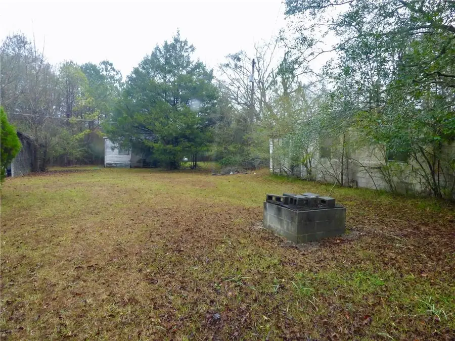 9 Cobb Street, Hurtsboro, AL 36860 - Image #3