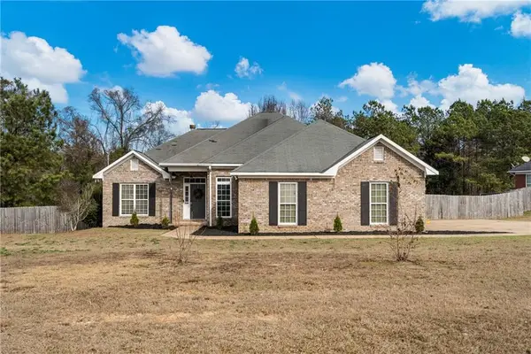 11 Lee Road 2124, Phenix City, AL 36870