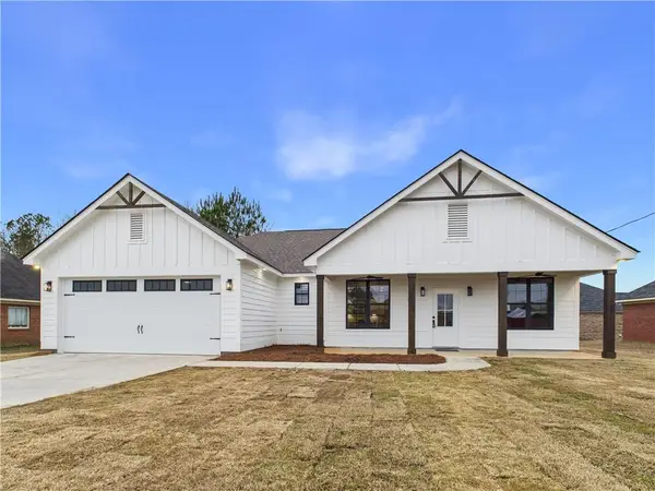 35 Ridgebrook Drive, Phenix City, AL 36869