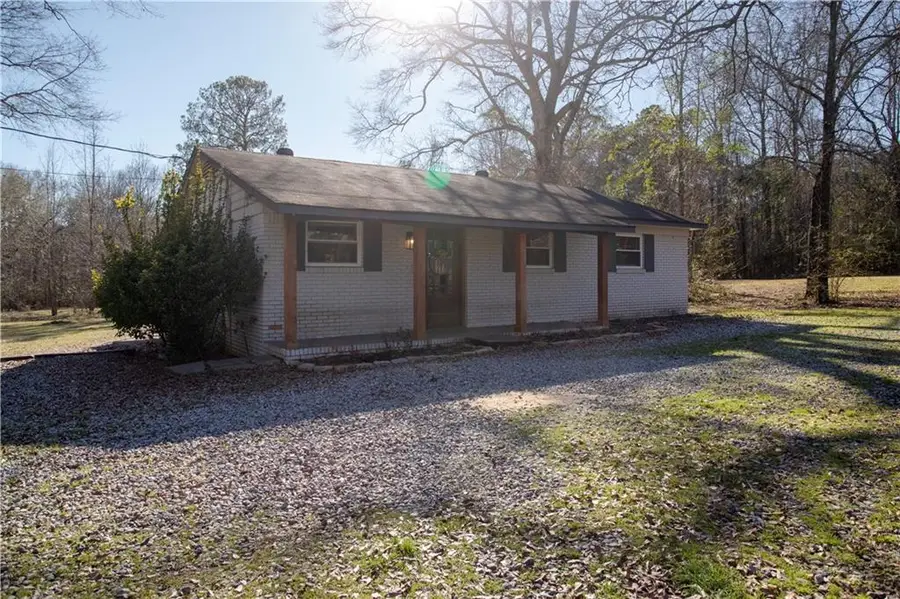 811 Byrd Avenue, Smiths Station, AL 36877 - Image #2