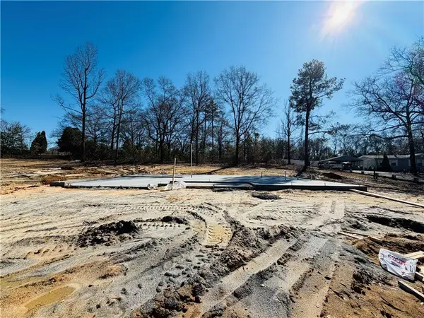 9 Ferrell Road, Phenix City, AL 36869