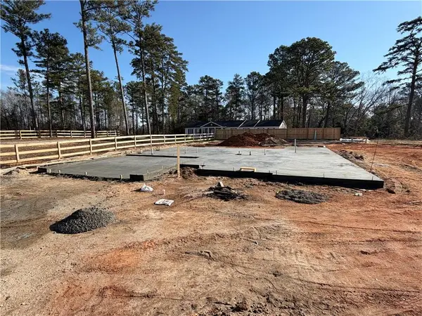 1001 Lee Rd 213, Phenix City, AL 36870