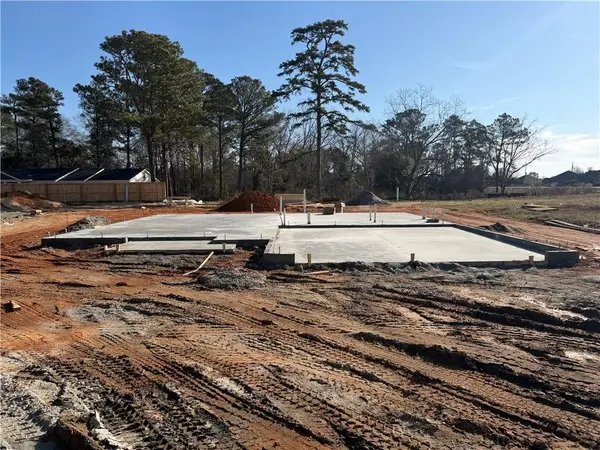 1013 Lee Rd 213, Phenix City, AL 36870