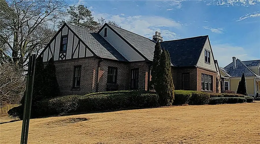 515 N 10th Street, Opelika, AL 36801 - #3