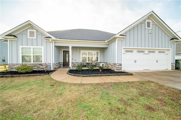 12 Maxwell Drive, Fort Mitchell, AL 36856