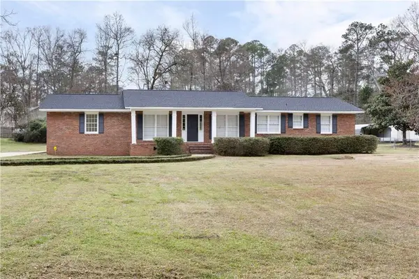 579 Dover Place, Smiths Station, AL 36877