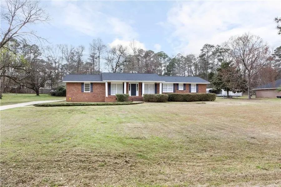 579 Dover Place, Smiths Station, AL 36877 - #2