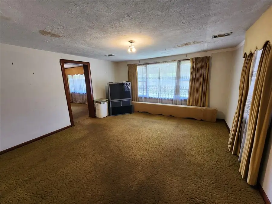 305 12th Avenue S, Phenix City, AL 36869 - #3