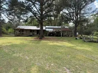 125 Wildman Bottom Road, Fort Mitchell, AL 36856