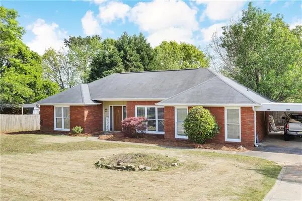 63 Lee Road 555, Phenix City, AL 36867