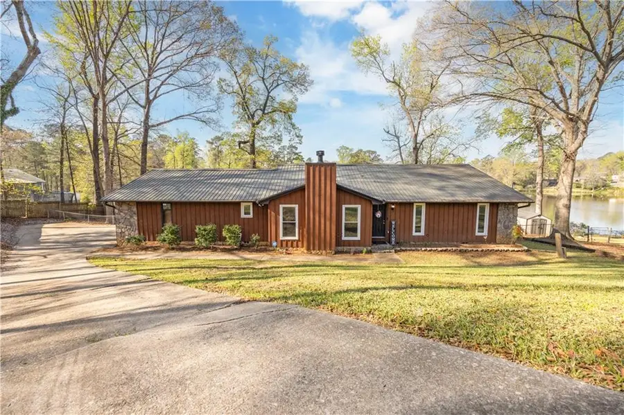 3207 Saint Clair Drive, Phenix City, AL 36867 - #3