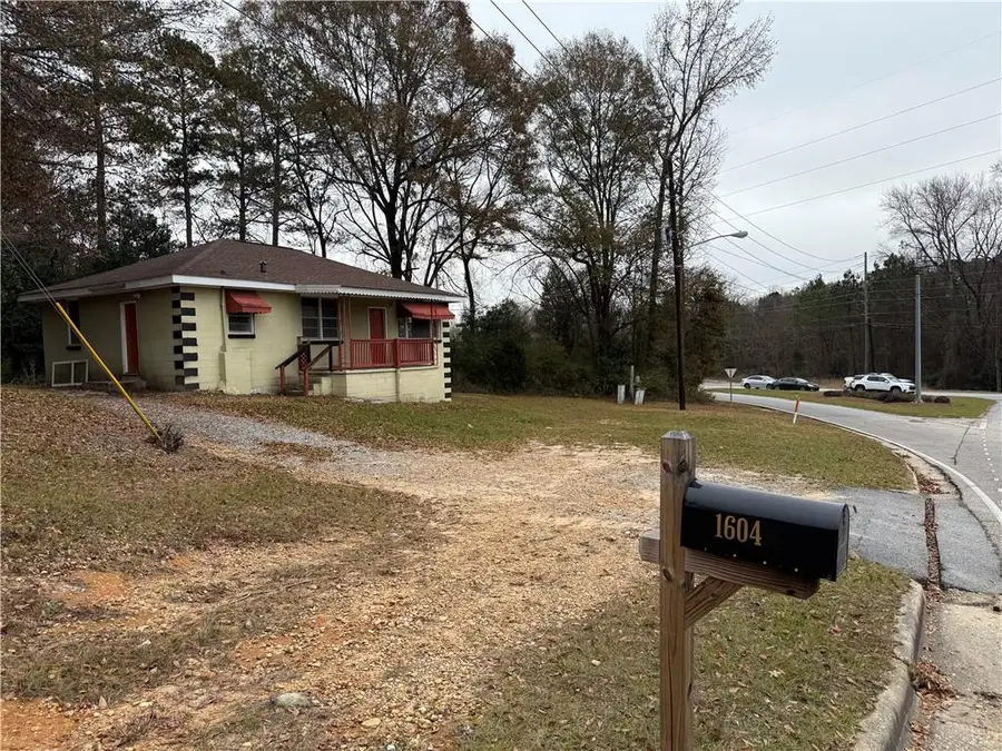 1604 Auburn Road, Phenix City, AL 36870 - #3