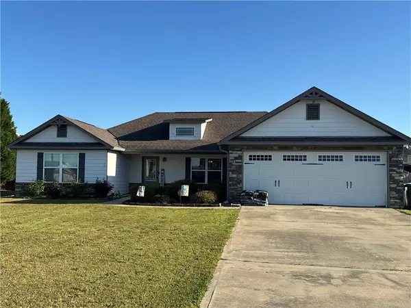 98 Old Glory Way, Fort Mitchell, AL 36856