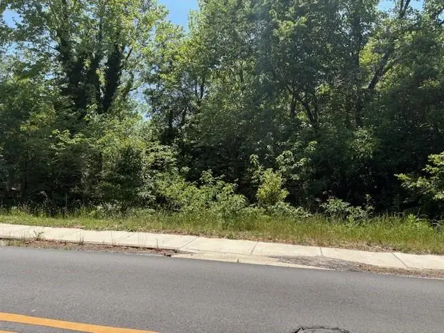 915 16th Street, Phenix City, AL 36867 - #1