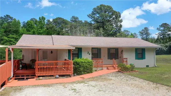24 Lee Road 421, Opelika, AL 36804