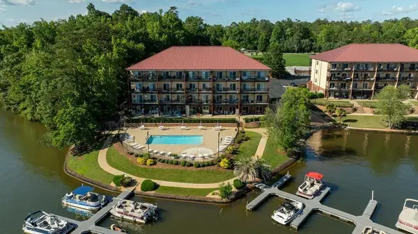 111 Lee Road 802 #224, Valley, AL 36854
