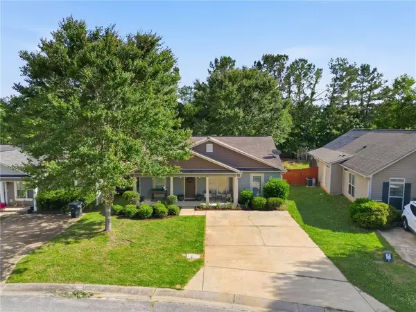 2205 Winding Oak Drive, Opelika, AL 36804