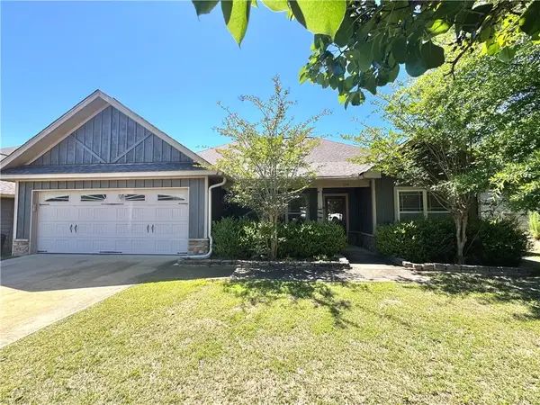 214 Lee Rd 2170, Phenix City, AL 36870